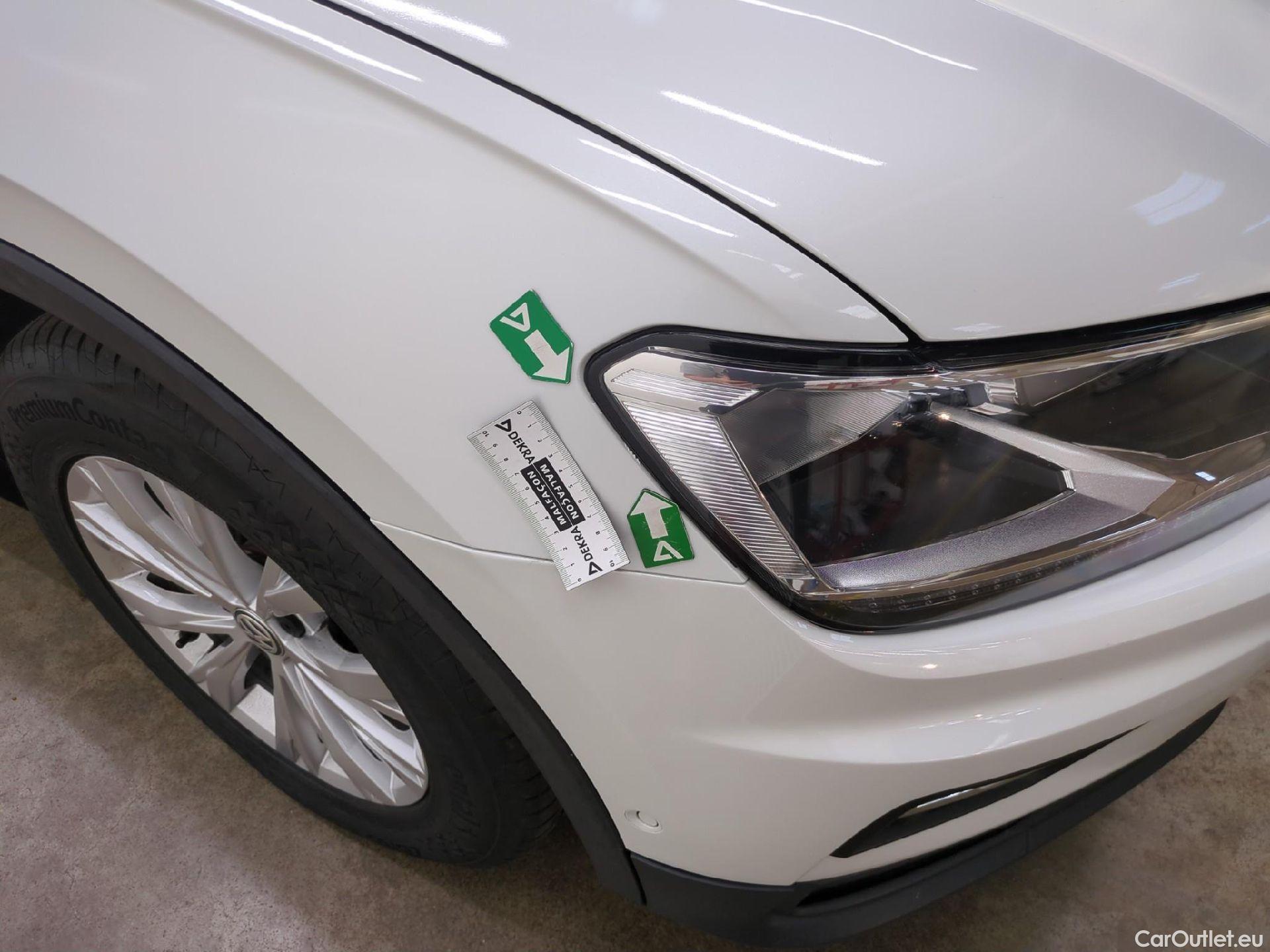  Volkswagen  Tiguan VOLKSWAGEN  / 2016 / 5P / SUV 2.0 TDI 150 BVM6 Confortline Business #37