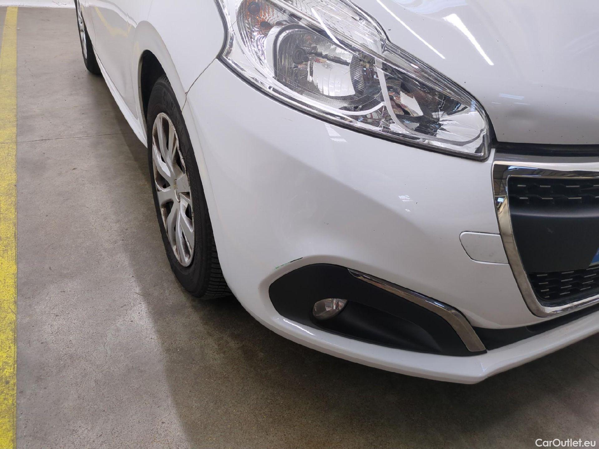  Peugeot  208  Affaire Premium Pack 1.6 HDi 75CV BVM5 E6 #42