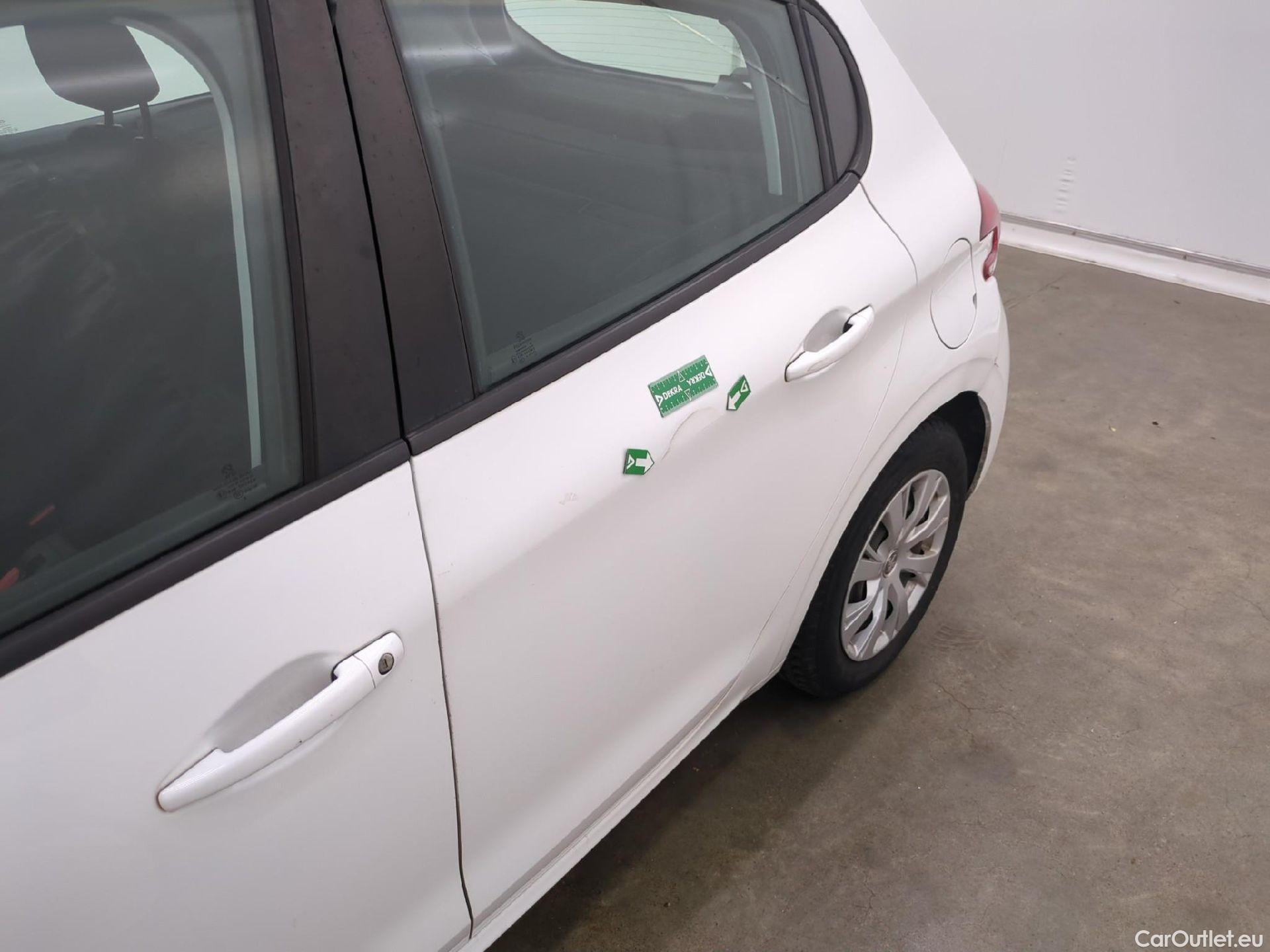  Peugeot  208  Affaire Premium Pack 1.6 HDi 75CV BVM5 E6 #49