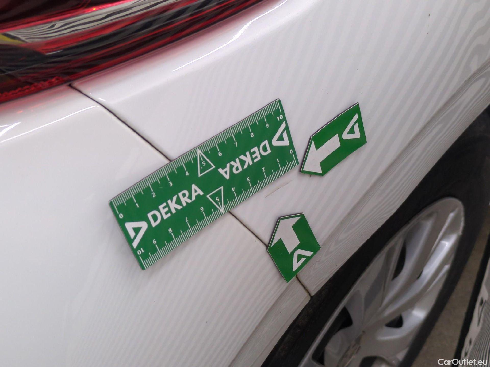  Peugeot  208  Affaire Premium Pack 1.6 HDi 75CV BVM5 E6 #23
