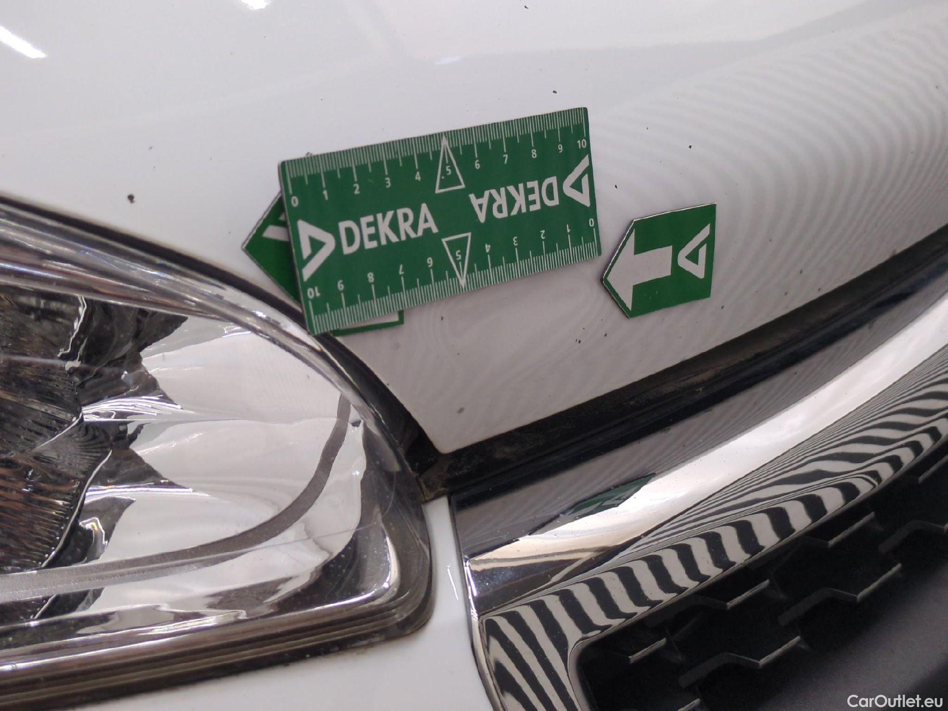 Peugeot  208  Affaire Premium Pack 1.6 HDi 75CV BVM5 E6 #48
