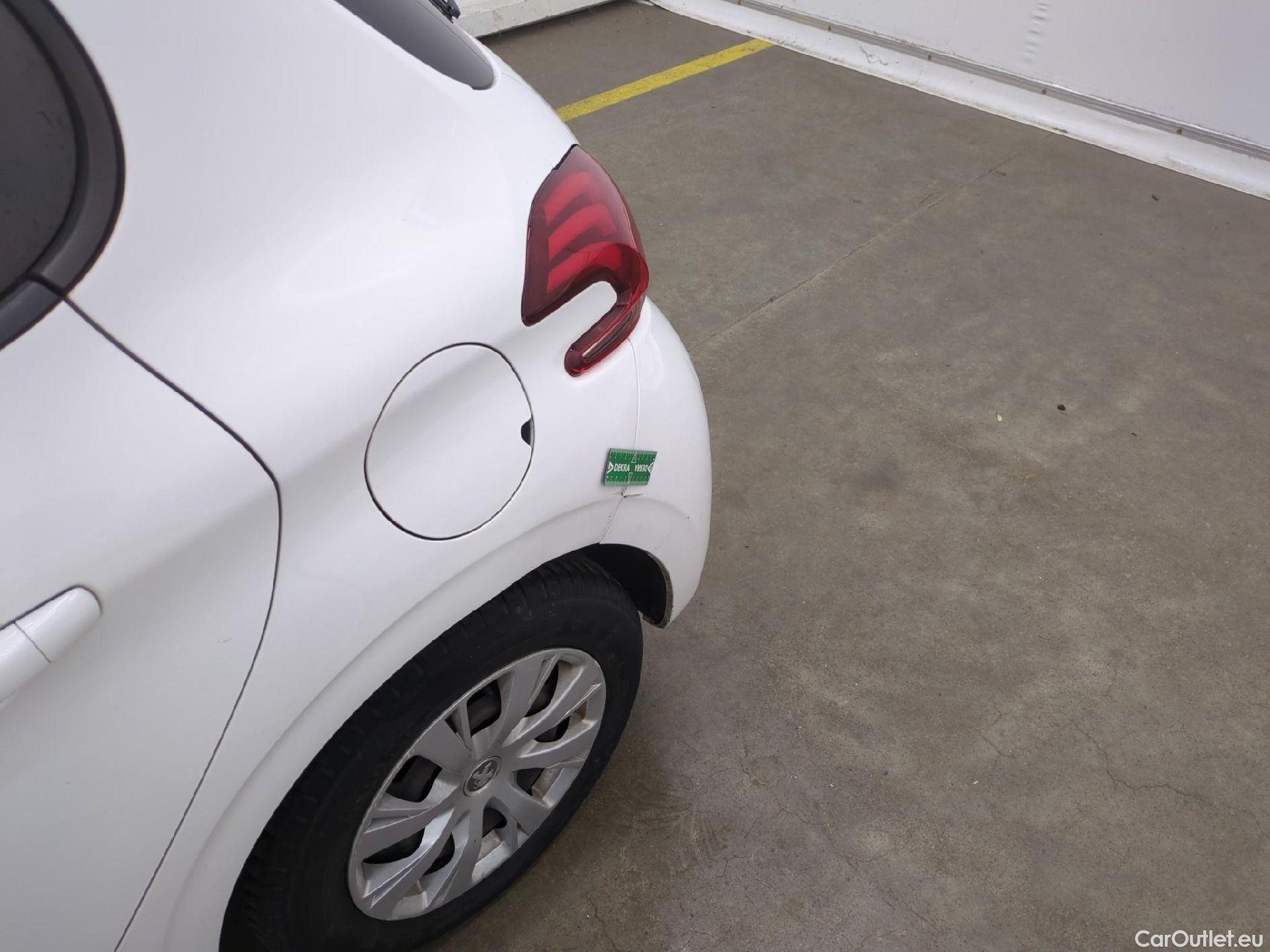  Peugeot  208  Affaire Premium Pack 1.6 HDi 75CV BVM5 E6 #55