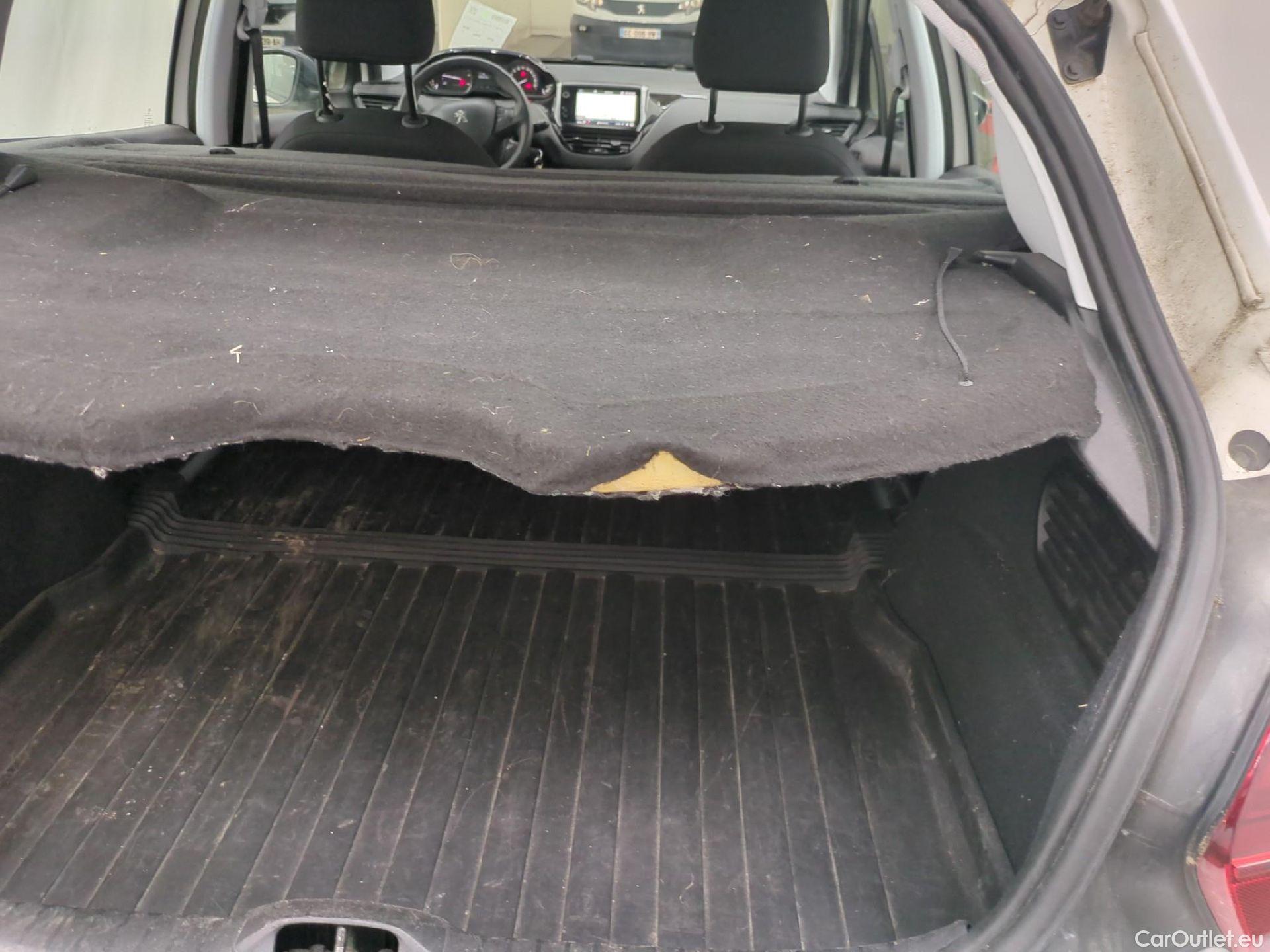 Peugeot  208  Affaire Premium Pack 1.6 HDi 75CV BVM5 E6 #7