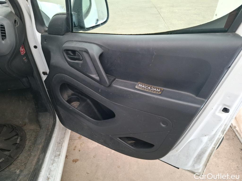  Citroen  Berlingo  Fourgon Business L1 (Court) 1.6 BlueHDi 100CV BVM5 E6 #47