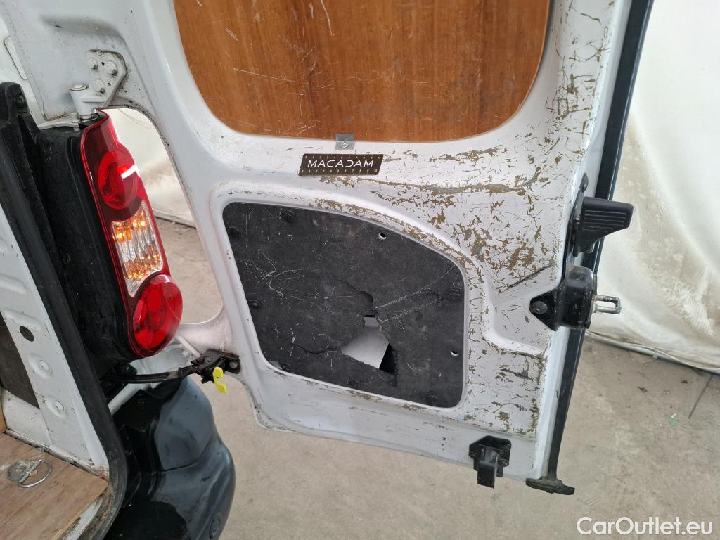  Citroen  Berlingo  Fourgon Business L1 (Court) 1.6 BlueHDi 100CV BVM5 E6 #41