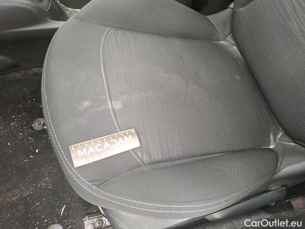  Peugeot  208  Affaire Premium Pack 1.5 HDi 100CV BVM5 E6dT #24