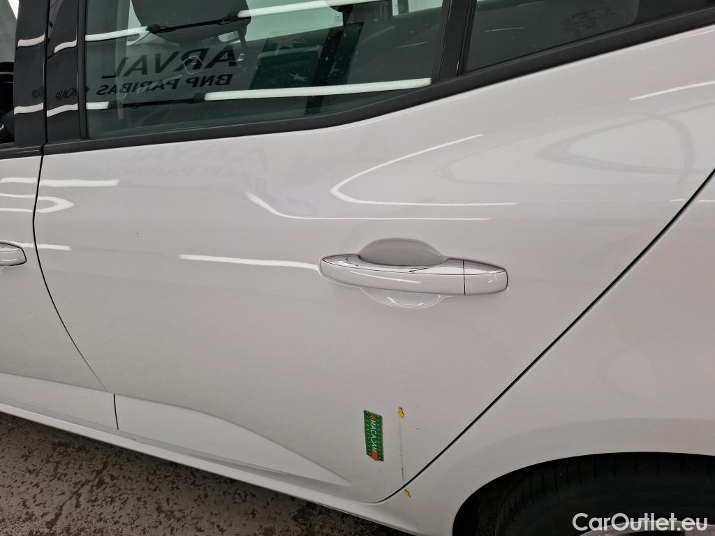  Renault  Megane Mégane Berline / 2020 / 5P / Berline Business E-Tech hybride rech 160 / TRANSFO VP/VF #43