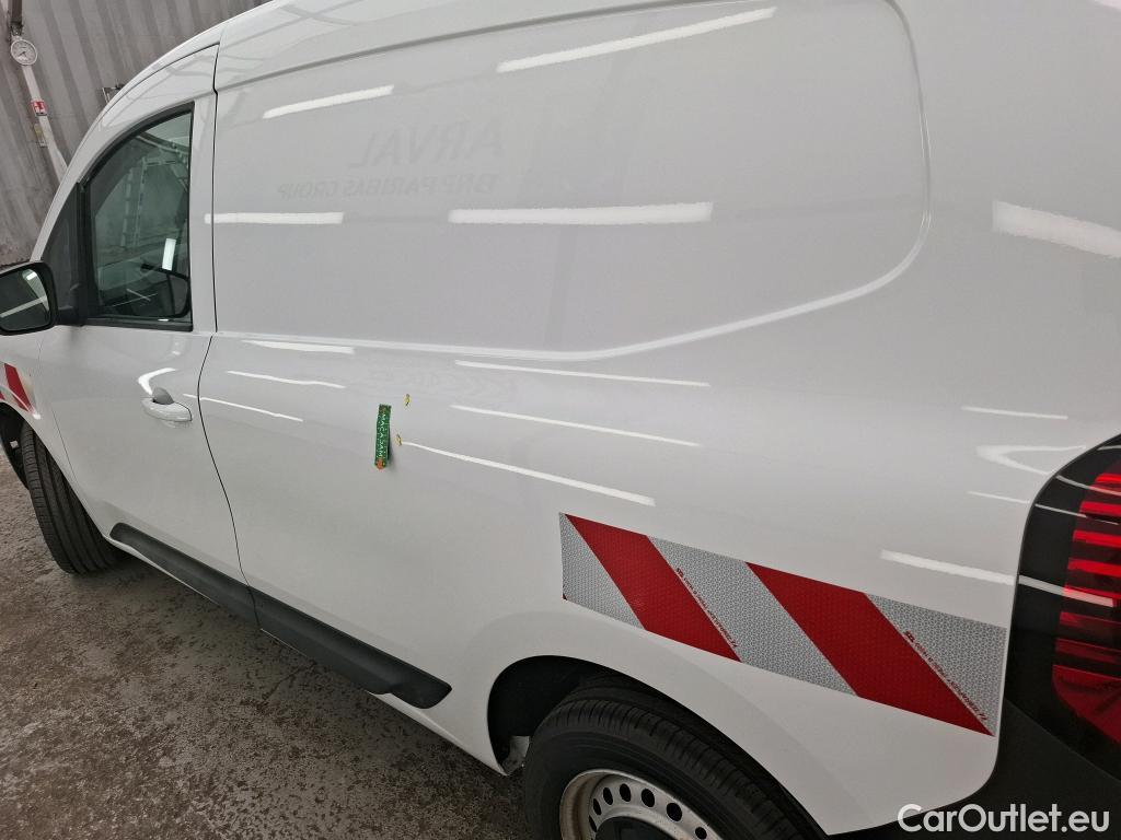 Renault  Kangoo RENAULT  / 2021 / 4P / Fourgonnette EXTRA - BLUE DCI 95 #18