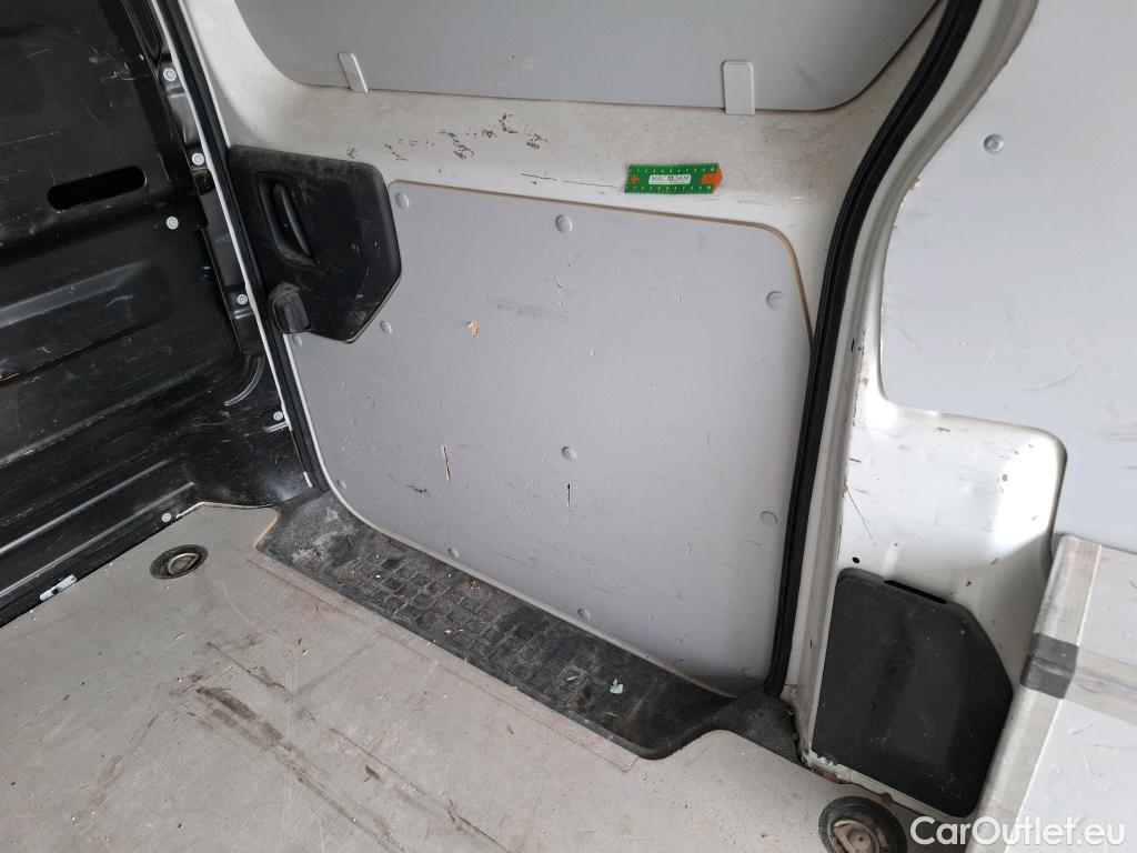  Peugeot  Expert  Fourgon Asphalt L3 2.0 HDi 120CV BVM6 E6dT #18