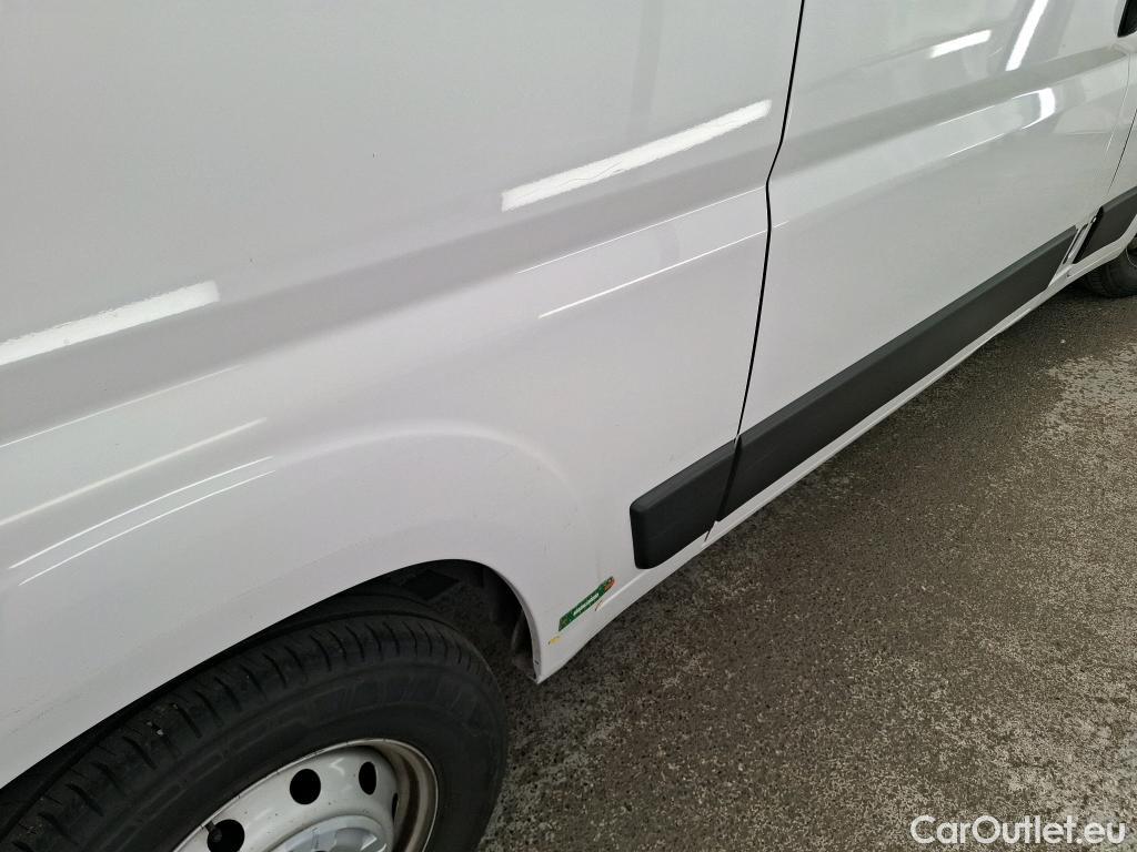  Peugeot  Boxer PEUGEOT  / 2014 / 4P / Fourgon tôlé BlueHDi S&S 120 PREMIUM 333 L2H2 #32