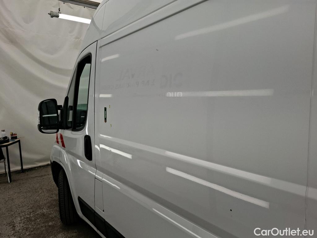  Peugeot  Boxer PEUGEOT  / 2014 / 4P / Fourgon tôlé BlueHDi S&S 120 PREMIUM 333 L2H2 #1