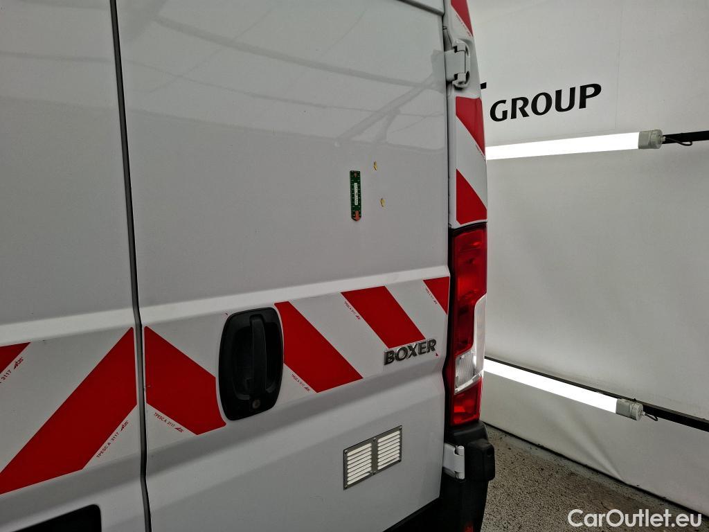  Peugeot  Boxer PEUGEOT  / 2014 / 4P / Fourgon tôlé BlueHDi S&S 120 PREMIUM 333 L2H2 #9