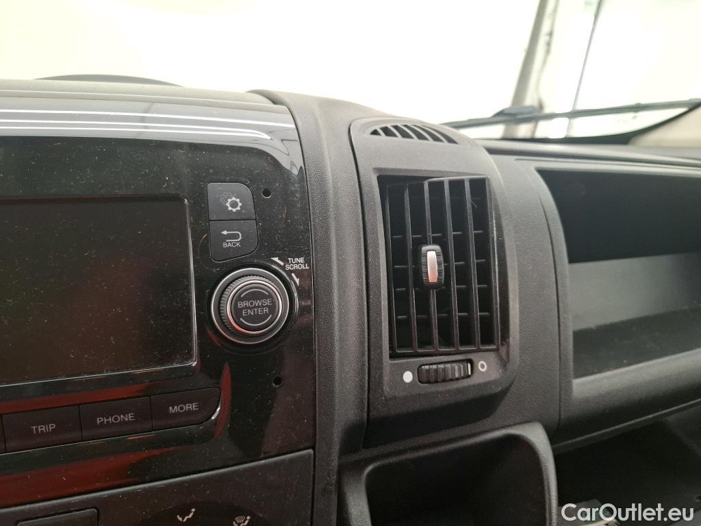  Peugeot  Boxer PEUGEOT  / 2014 / 4P / Fourgon tôlé BlueHDi S&S 120 PREMIUM 333 L2H2 #30