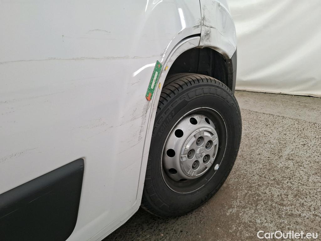  Peugeot  Boxer PEUGEOT  / 2014 / 4P / Fourgon tôlé BlueHDi S&S 120 PREMIUM 333 L2H2 #41