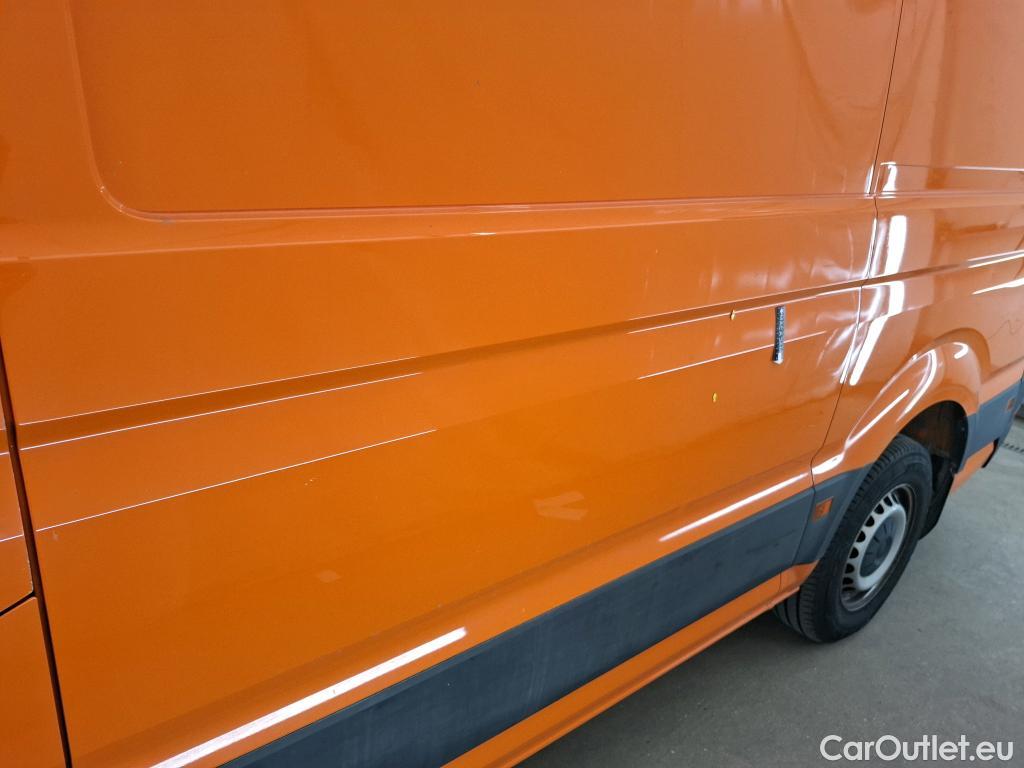  Volkswagen  Crafter  Fourgon Fourgon 35 mittlerer Radstand mit Hochdach FWD 2.0 #1