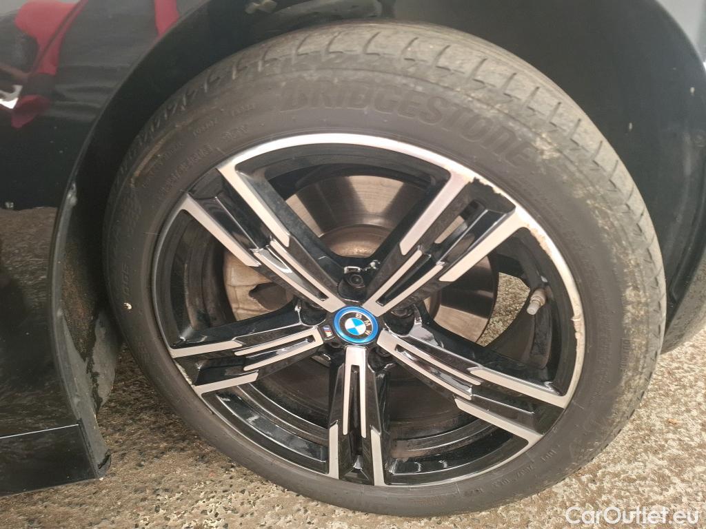  Bmw  Serie 3 BMW Série 3 Berline / 2022 / 4P / Berline 330e 292ch M Sport BVA8 Hybride #4