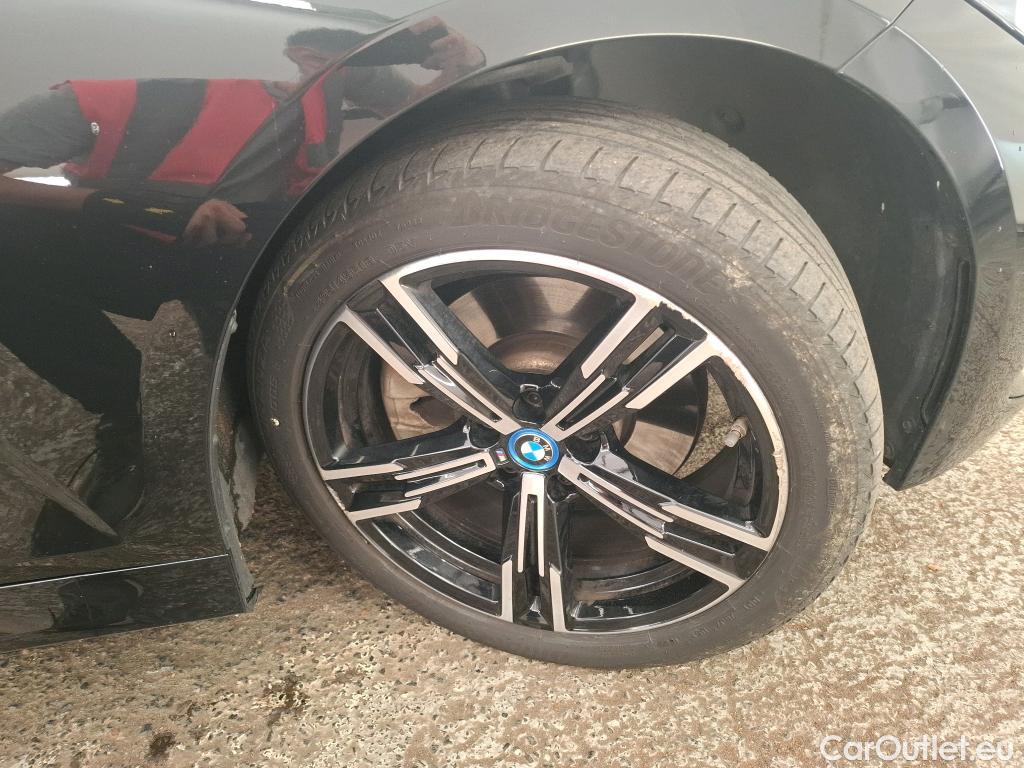  Bmw  Serie 3 BMW Série 3 Berline / 2022 / 4P / Berline 330e 292ch M Sport BVA8 Hybride #3