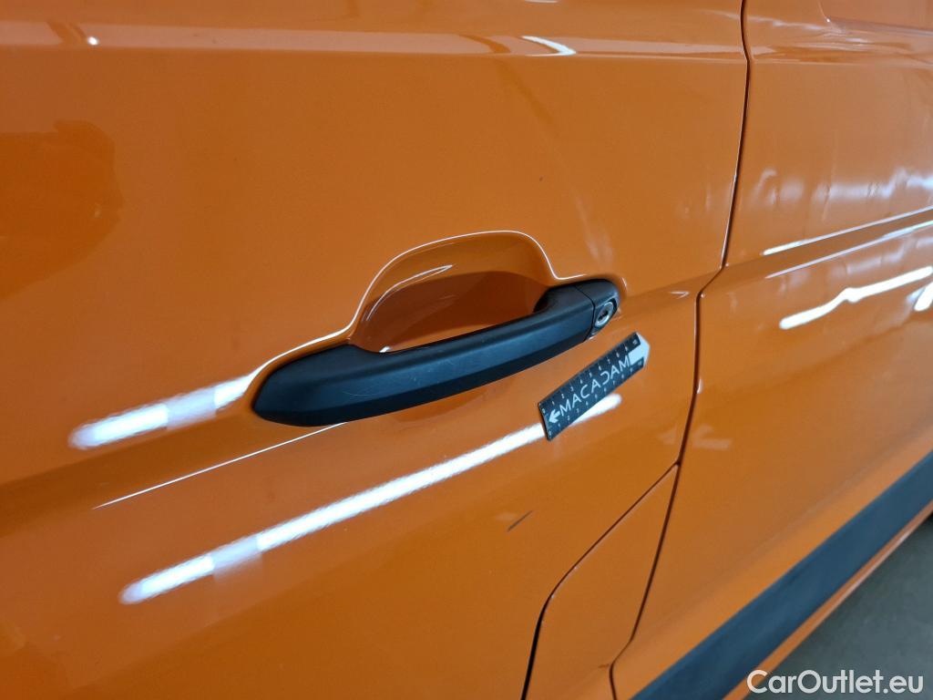  Volkswagen  Crafter  Fourgon Fourgon 35 mittlerer Radstand mit Hochdach FWD 2.0 #23