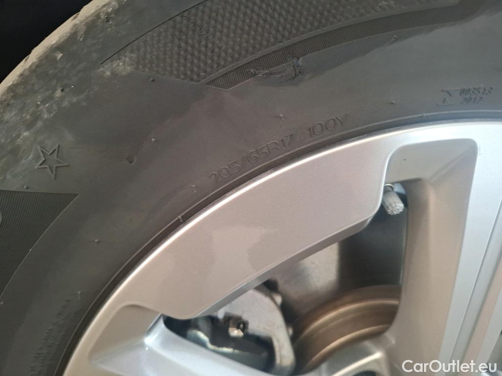  Bmw  X1 BMW  / 2022 / 5P / SUV xDrive25e DKG7 #4