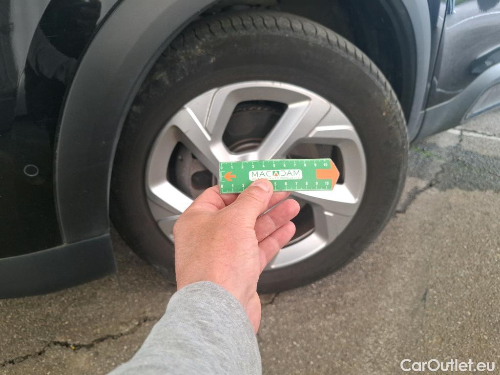  Citroen  C5 Aircross CITROEN  / 2022 / 5P / SUV Hybride rechargeable 225 e-EAT8 Feel #12