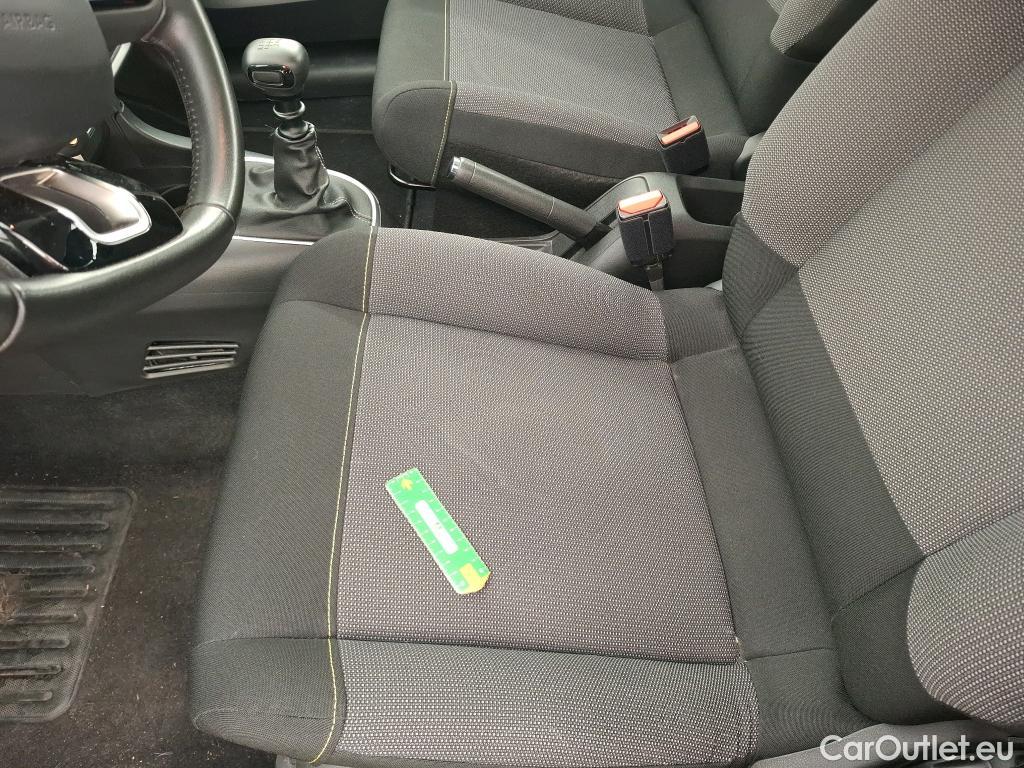  Citroen  C3  Shine Business 1.2 PureTech 110CV BVM6 E6d #27