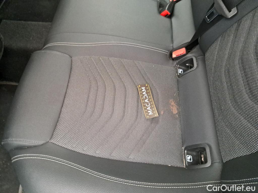  Mercedes  A-Klasse MERCEDES-BENZ Classe A Compact / 2022 / 5P / Berline A 250 e Business Line 8G-DCT #3