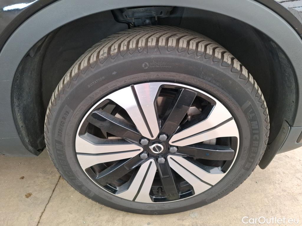  Volvo  XC 40 VOLVO XC40 / 2022 / 5P / SUV Recharge T4 211 DCT7 Plus #33