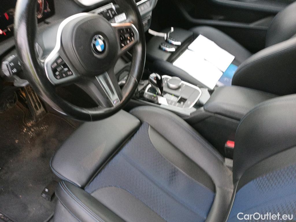  Bmw  Serie 1 BMW  / 2019 / 5P / berlina con portón 118d #1