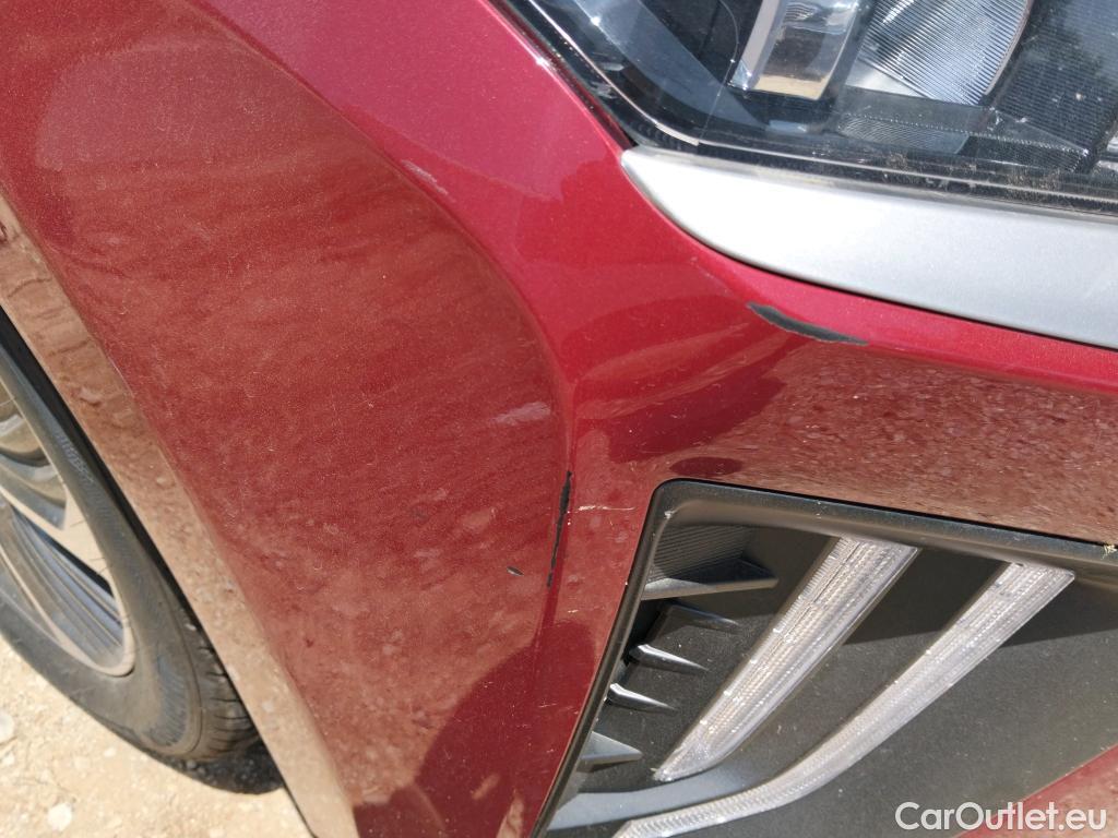  Hyundai   Ioniq HYUNDAI / 2019 / 5P / berlina con portón 1.6 GDI PHEV Tecno DCT #12