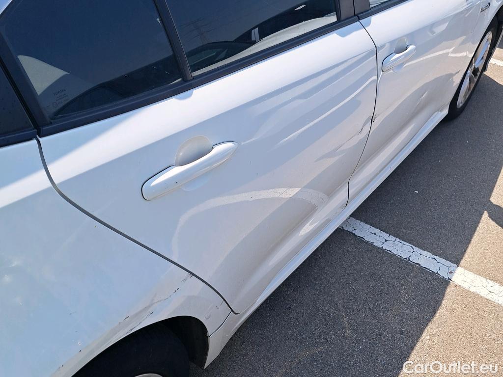 Toyota  Corolla TOYOTA  / 2019 / 4P / sedán 1.8 125H BUSINESS PLUS E-CVT SEDAN #9