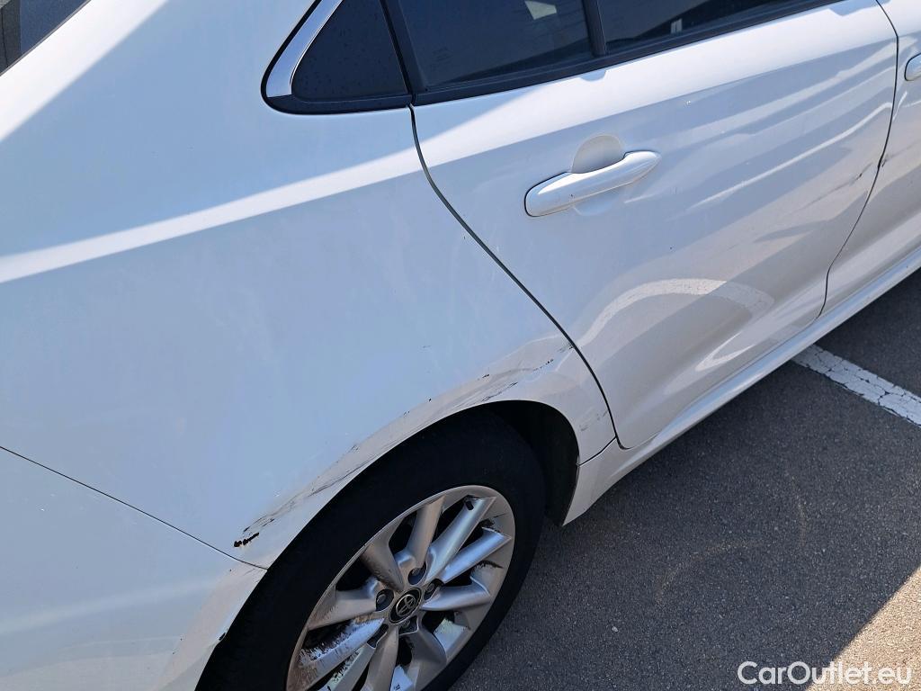  Toyota  Corolla TOYOTA  / 2019 / 4P / sedán 1.8 125H BUSINESS PLUS E-CVT SEDAN #3