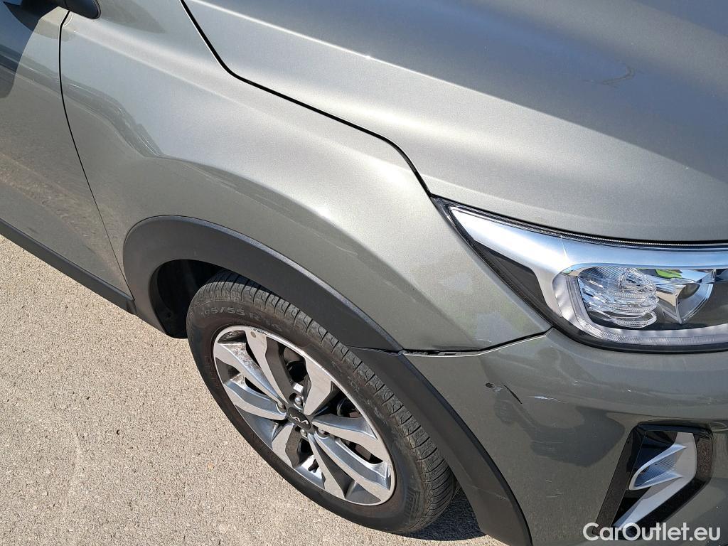  KIA  STONIC KIA  / 2017 / 5P / todoterreno 1.0 T-GDi 88kW (120CV) MHEV iMT Drive #3