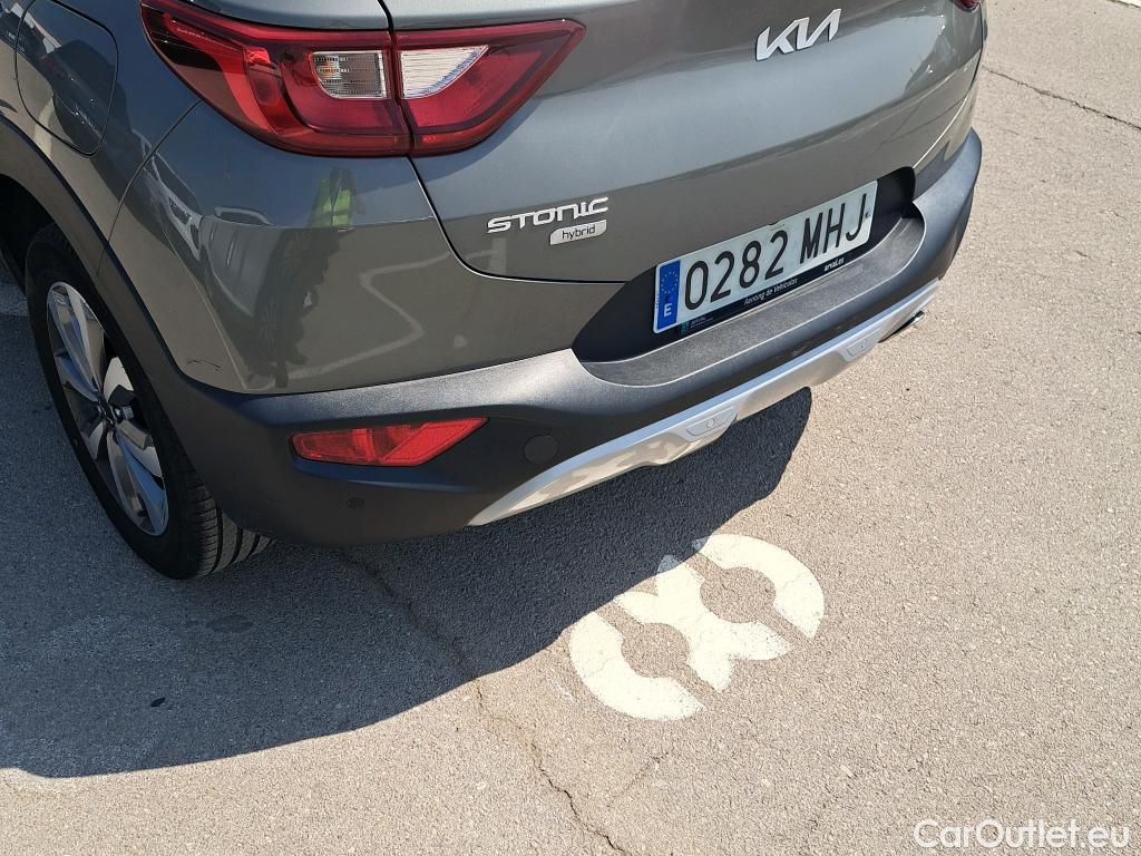 KIA  STONIC KIA  / 2017 / 5P / todoterreno 1.0 T-GDi 88kW (120CV) MHEV iMT Drive #11