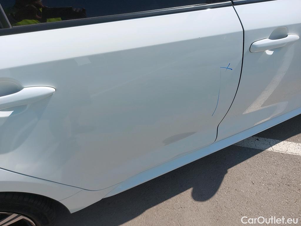  Toyota  Corolla TOYOTA  / 2019 / 5P / familiar 2.0 180H STYLE E-CVT TOURING SPORT #3