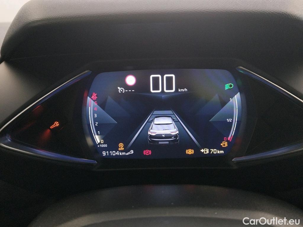  Citroen  DS3 DS DS 3 Crossback / 2018 / 5P / todoterreno BlueHDi 73 kW Manual PERFORMANCE LINE #27