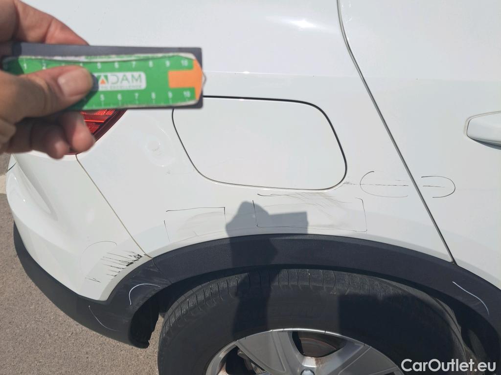  Volvo  XC 40 VOLVO XC40 / 2017 / 5P / todoterreno 1.5 T2 Momentum Core Auto #3