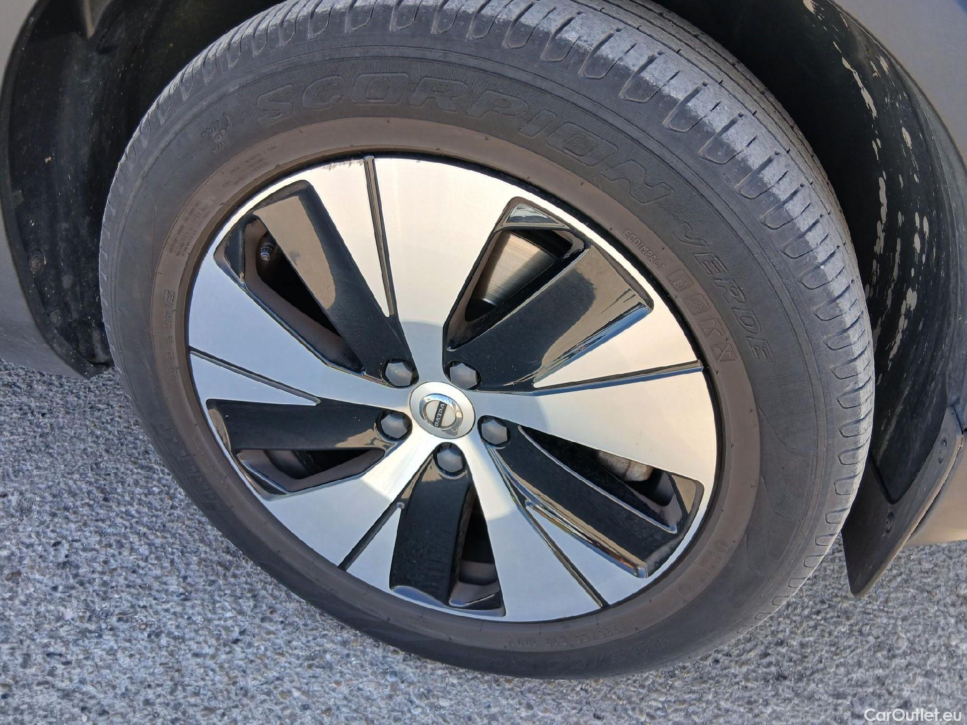  Volvo  XC 40 VOLVO XC40 / 2017 / 5P / todoterreno 1.5 T5 Twin Business Plus Auto #14