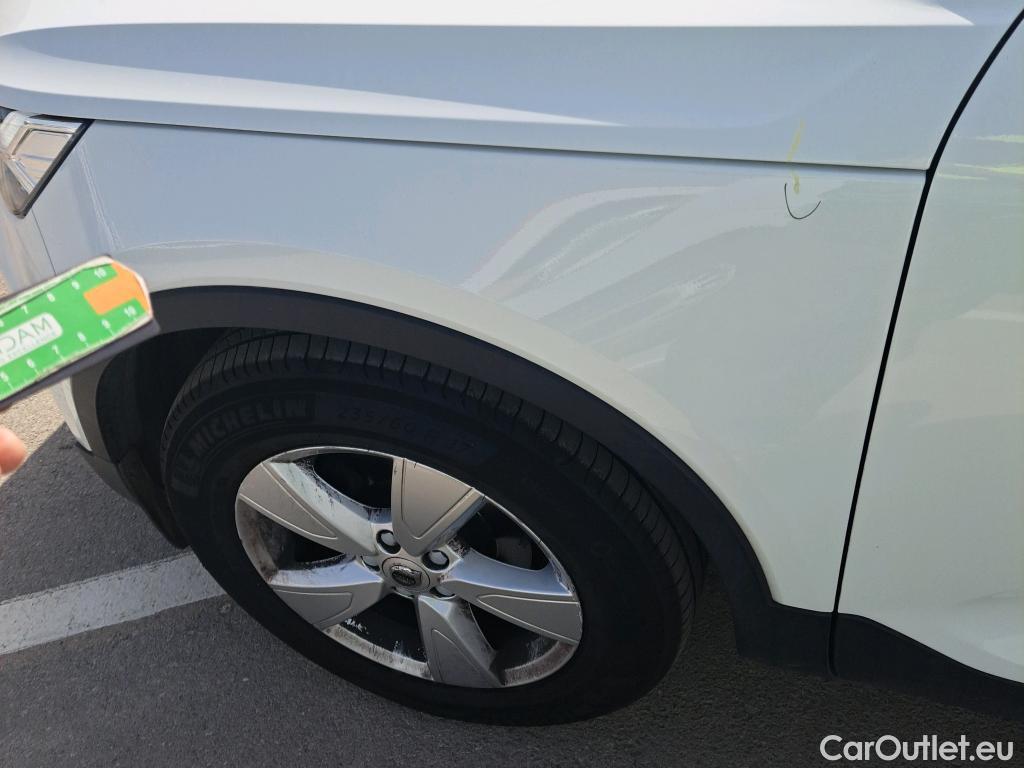  Volvo  XC 40 VOLVO XC40 / 2017 / 5P / todoterreno 1.5 T2 Momentum Core Auto #31
