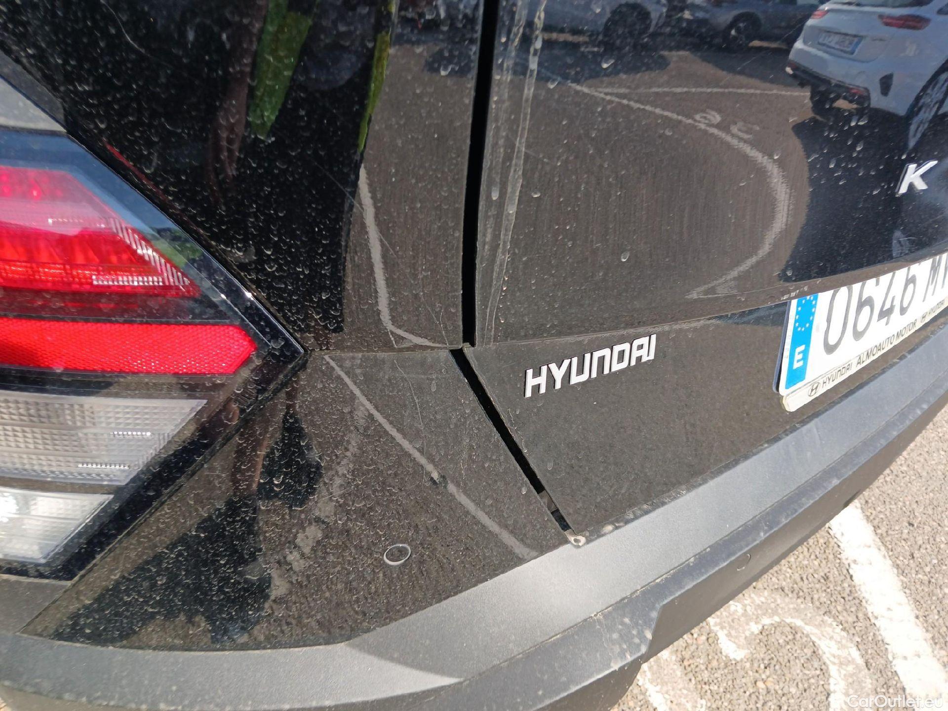  Hyundai  Konna HYUNDAI Kona / 2023 / 5P / todoterreno 1.0T 100CV Maxx #30