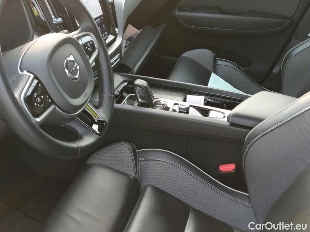  Volvo  XC60 VOLVO  / 2017 / 5P / todoterreno 2.0 T6 AWD Recharge R-Design Auto #9