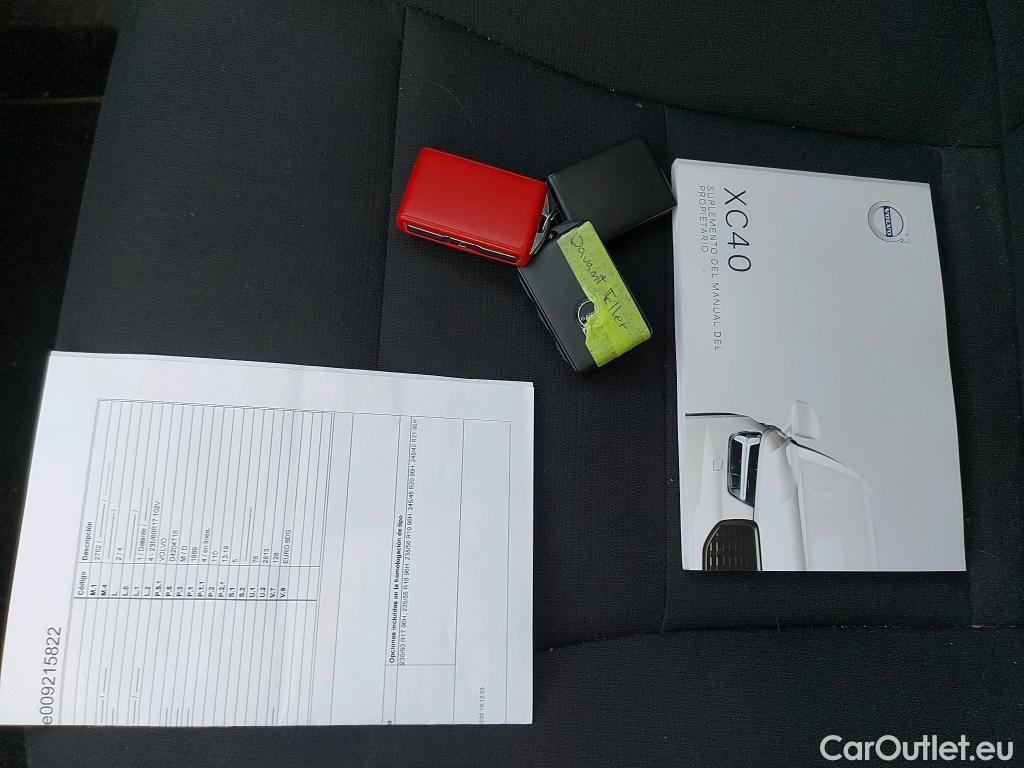  Volvo  XC 40 VOLVO XC40 / 2017 / 5P / todoterreno 2.0 D3 #24
