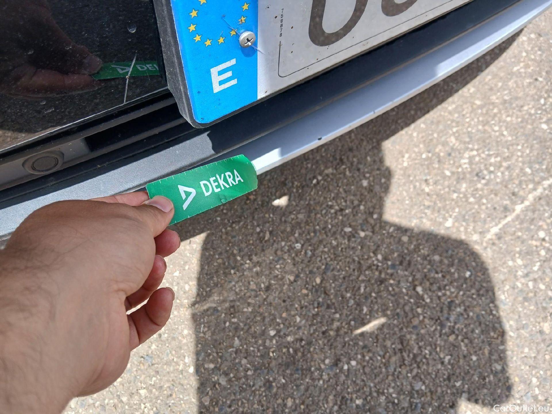  Volvo  XC 40 VOLVO XC40 / 2017 / 5P / todoterreno 1.5 T4 Twin Recharge Inscription Ex Auto #5