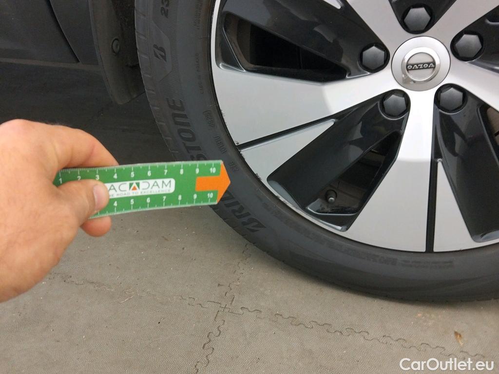  Volvo  XC 40 VOLVO XC40 / 2017 / 5P / todoterreno 1.5 T4 Twin Recharge Inscription Ex Auto #11