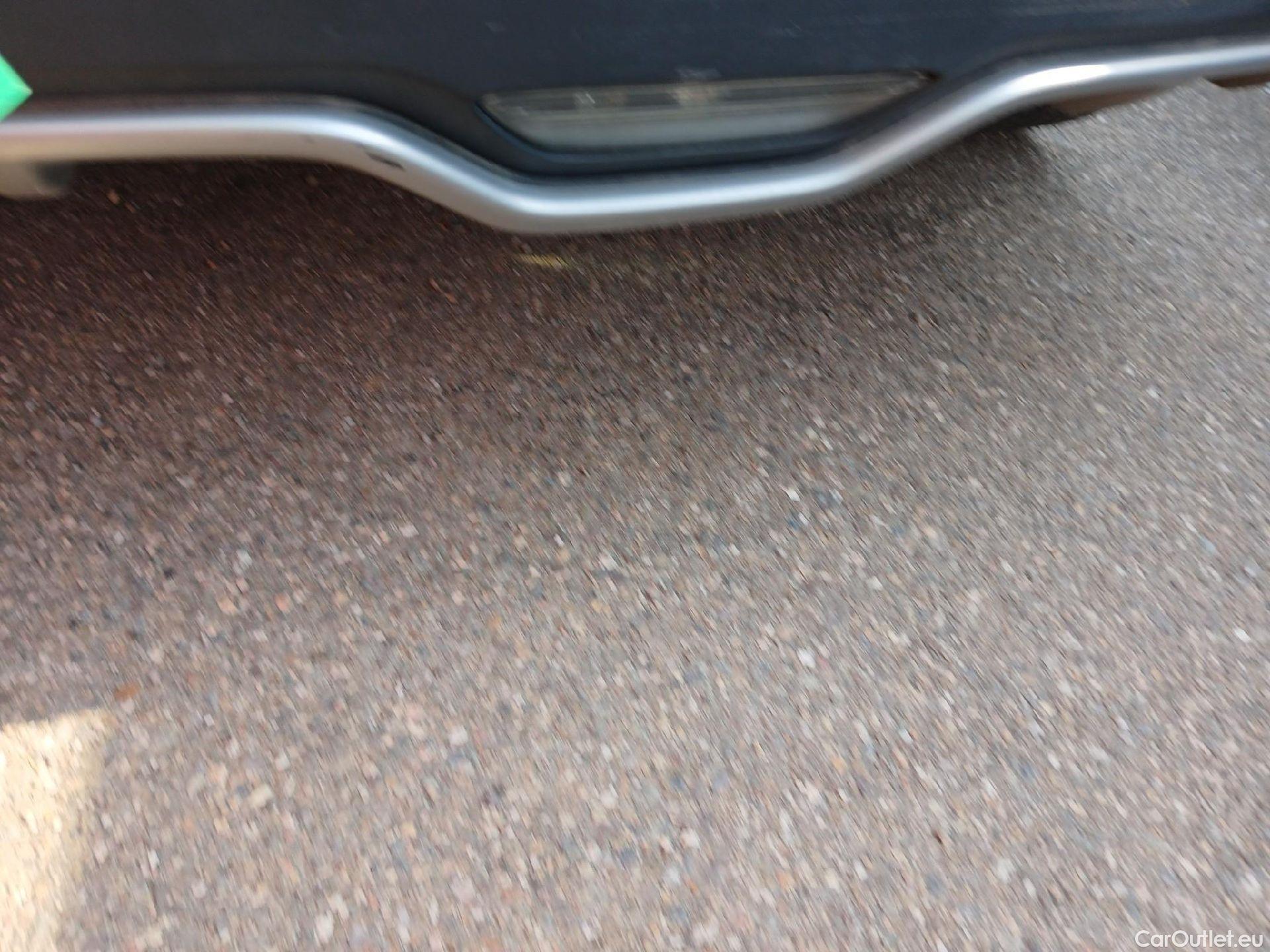  Toyota  C-HR TOYOTA  / 2019 / 5P / todoterreno 1.8 125H Advance #17