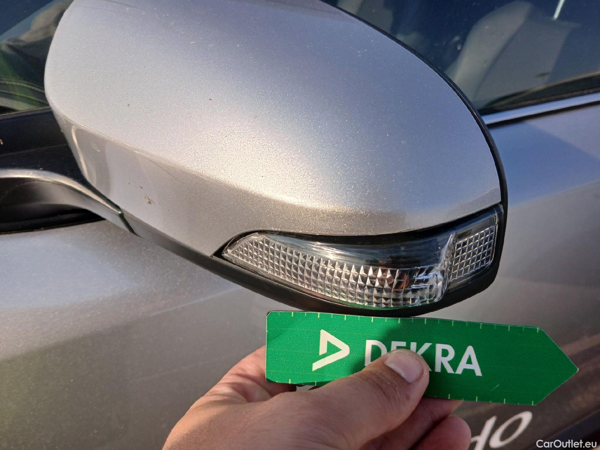  Toyota  C-HR TOYOTA  / 2019 / 5P / todoterreno 1.8 125H Advance #15