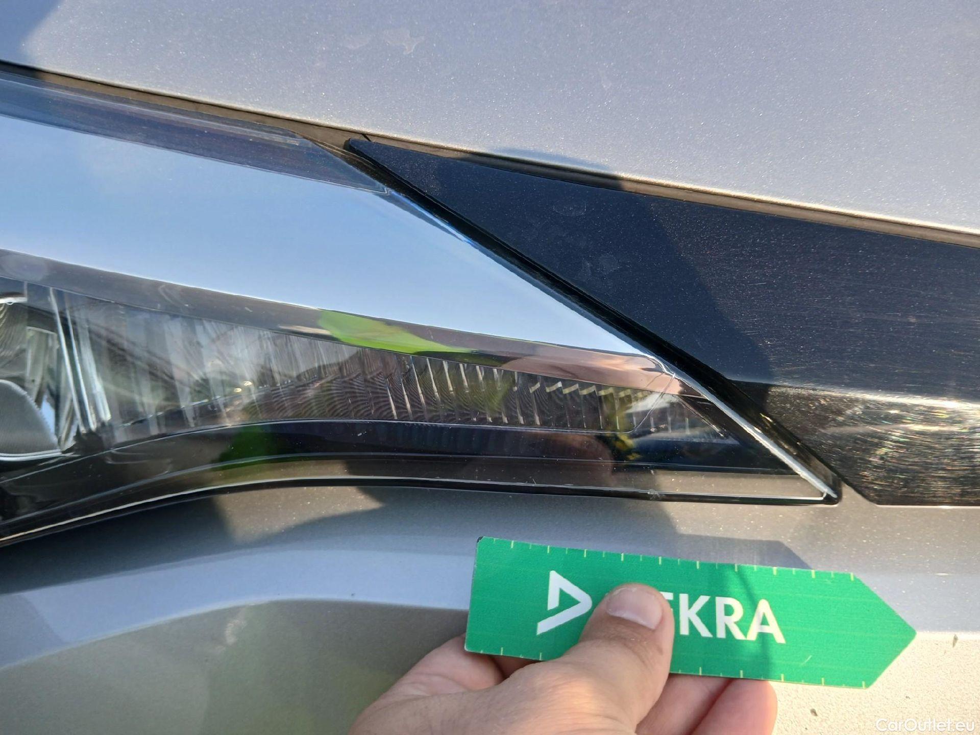  Toyota  C-HR TOYOTA  / 2019 / 5P / todoterreno 1.8 125H Advance #11