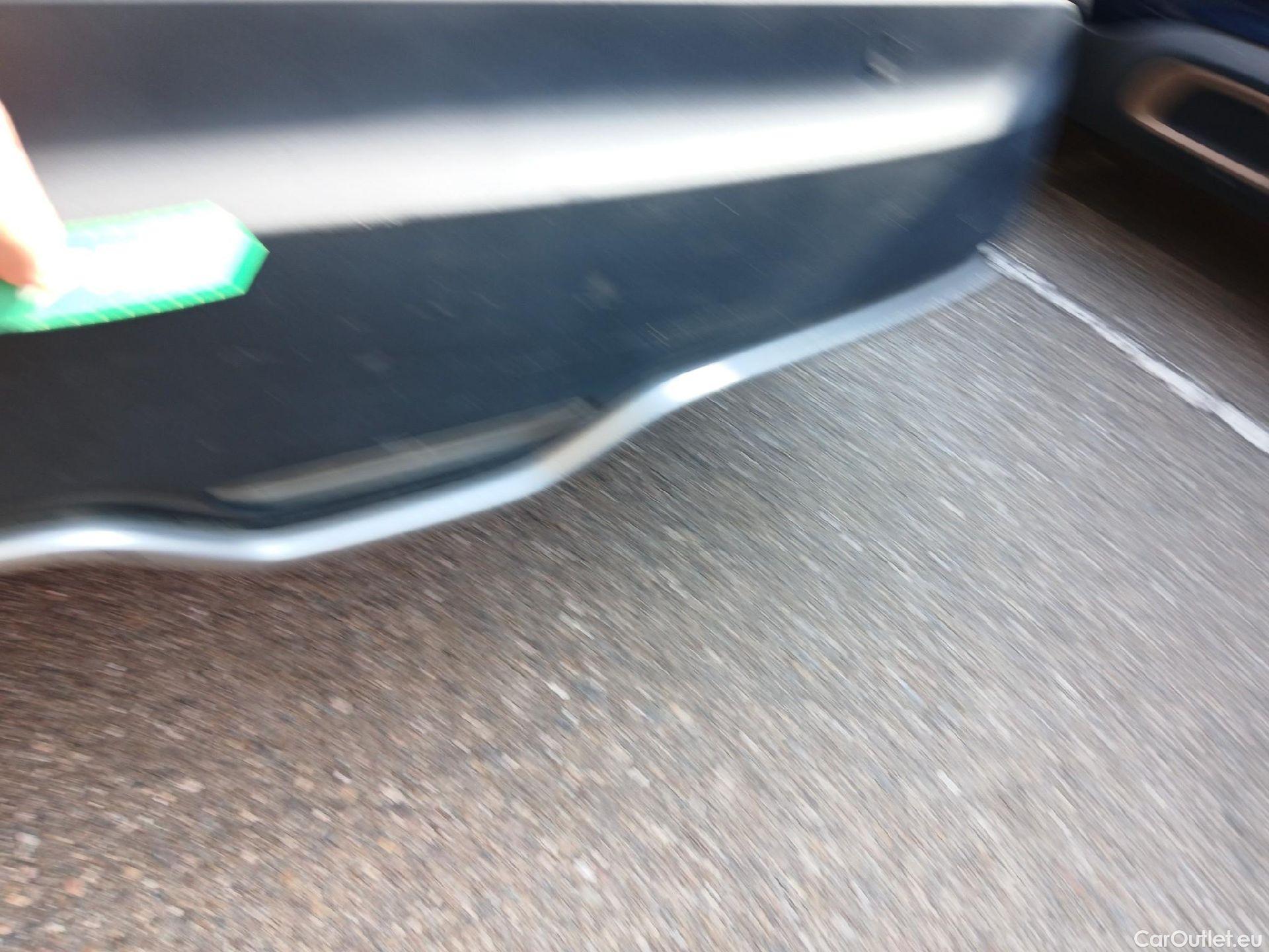  Toyota  C-HR TOYOTA  / 2019 / 5P / todoterreno 1.8 125H Advance #16