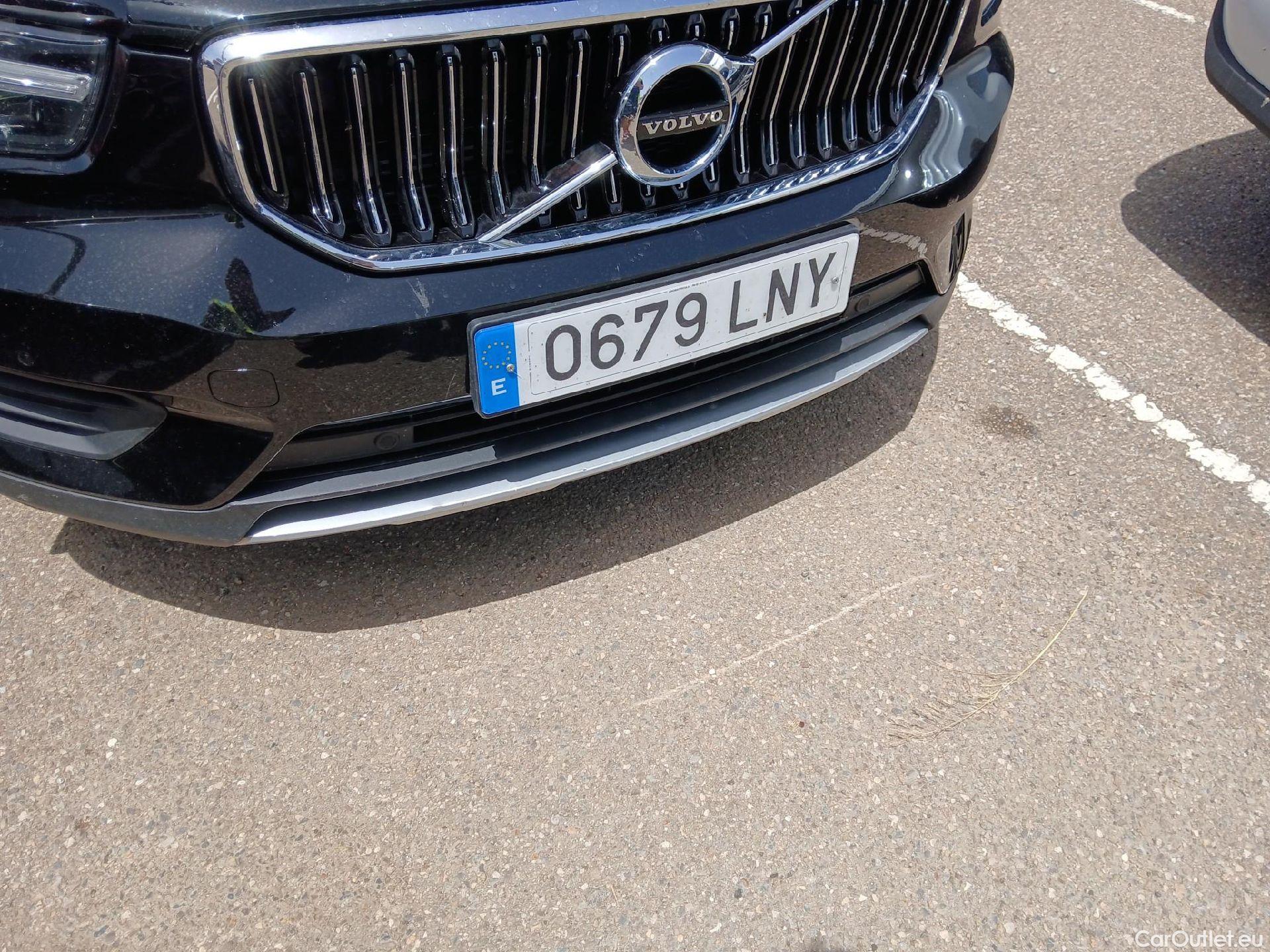  Volvo  XC 40 VOLVO XC40 / 2017 / 5P / todoterreno 1.5 T4 Twin Recharge Inscription Ex Auto #4