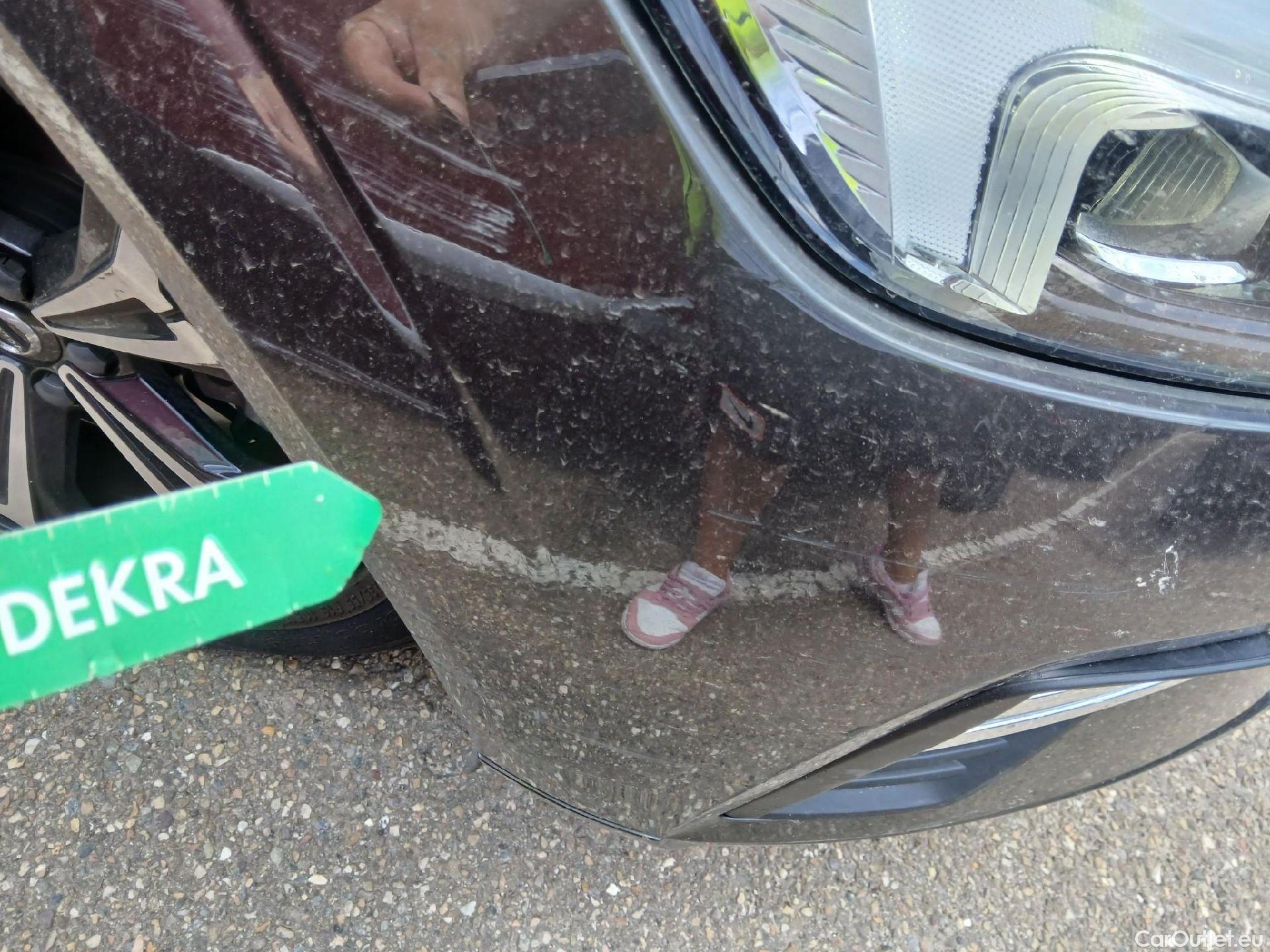  Volvo  XC60 VOLVO  / 2017 / 5P / todoterreno 2.0 B4 D Momentum Pro Auto #3