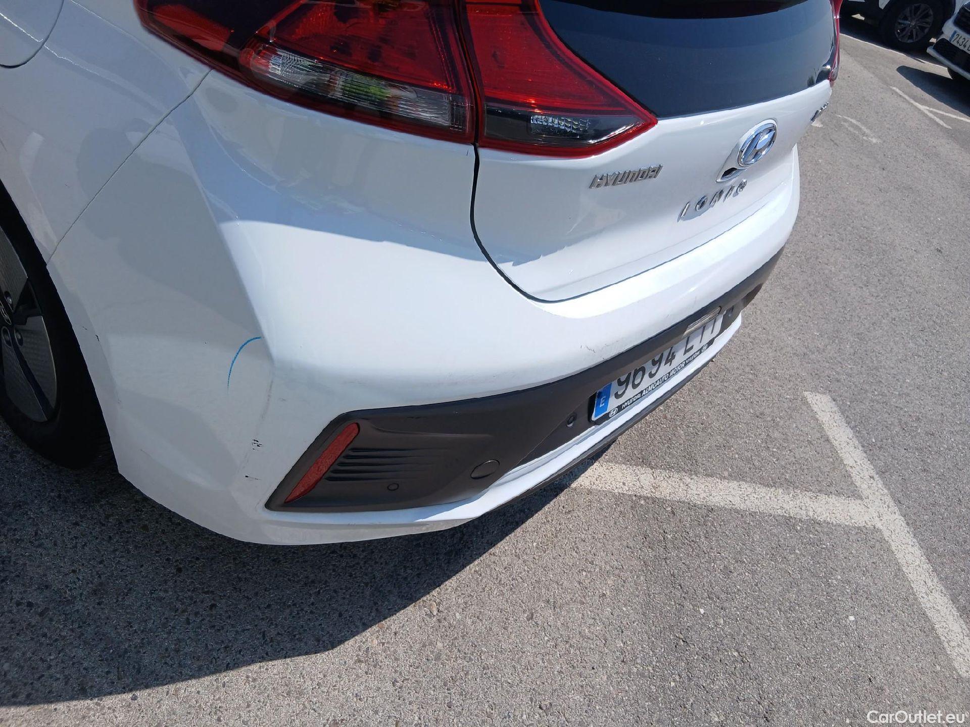  Hyundai   Ioniq HYUNDAI / 2019 / 5P / berlina con portón 1.6 GDI HEV Klass DCT #27